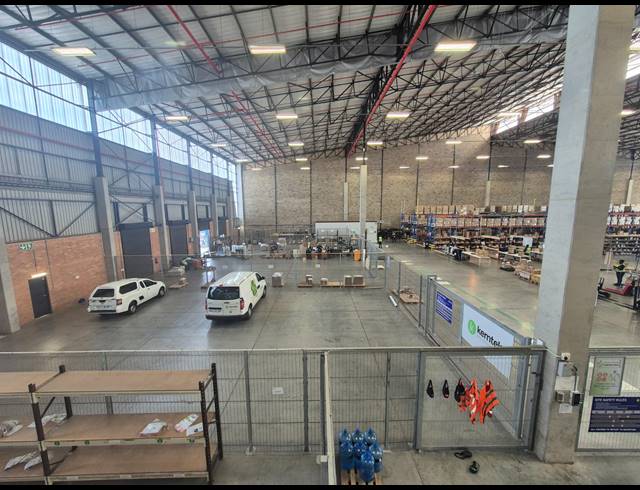 5,623M² WAREHOUSE TO LET IN GOSFORTH PARK